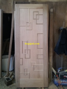 Pintu Kamar Motif Minimalis