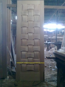 Pintu Kamper Motif Anyaman