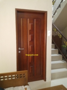 Pintu Kamar Kayu Merbau Oven